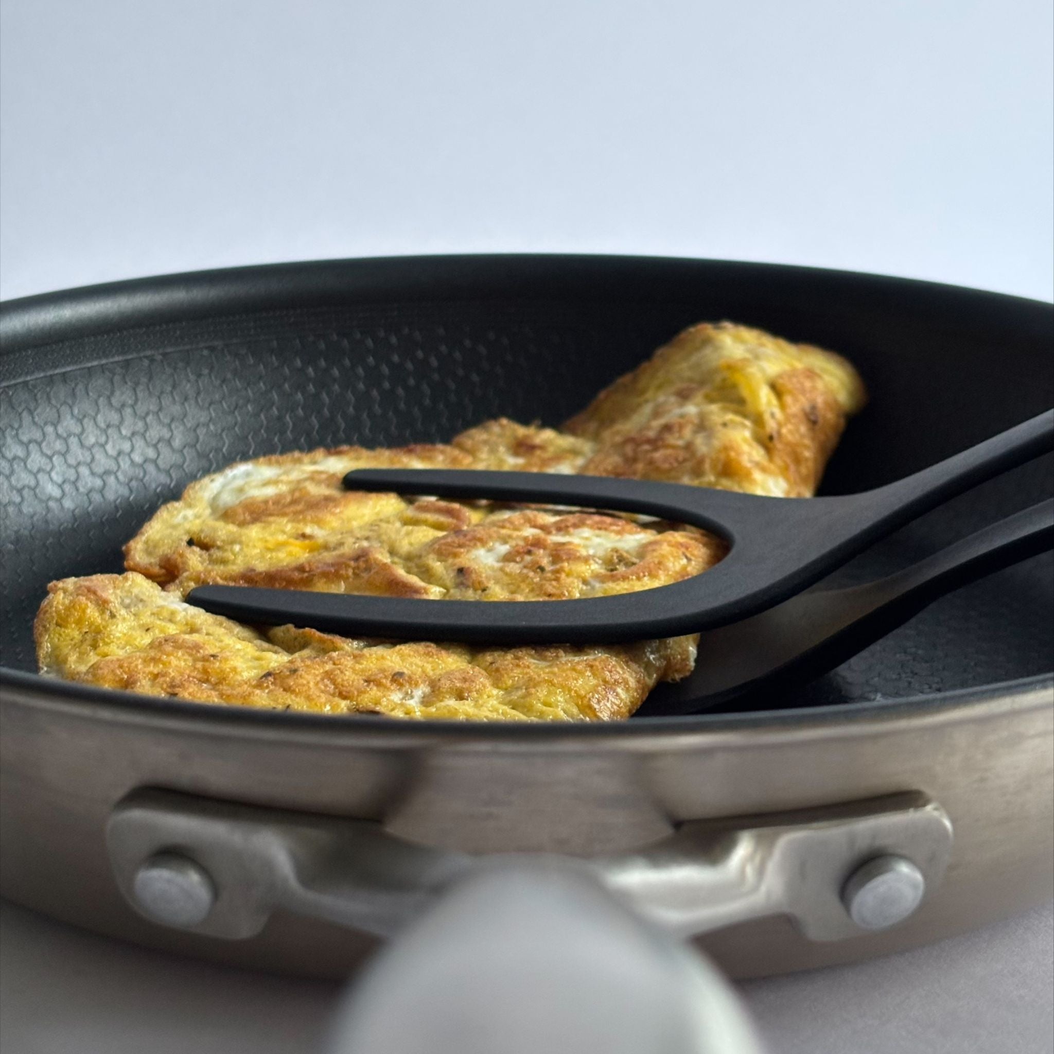 FlipPro Spatula — 5–in–1 Cooking Tool